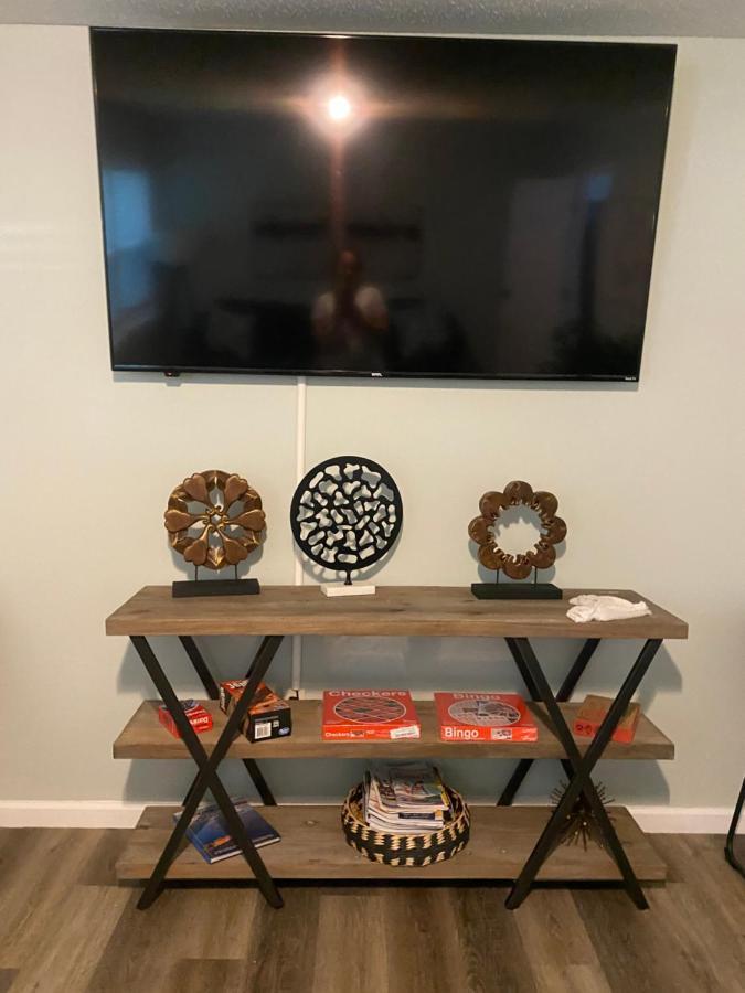 Hhi Homes- Newly Renovated Cozy Modern Pet-Friendly Villa-Ideal Location Хилтън Хед Айлънд Екстериор снимка