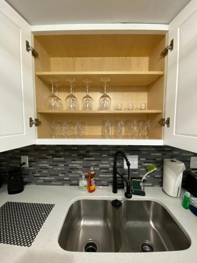 Hhi Homes- Newly Renovated Cozy Modern Pet-Friendly Villa-Ideal Location Хилтън Хед Айлънд Екстериор снимка