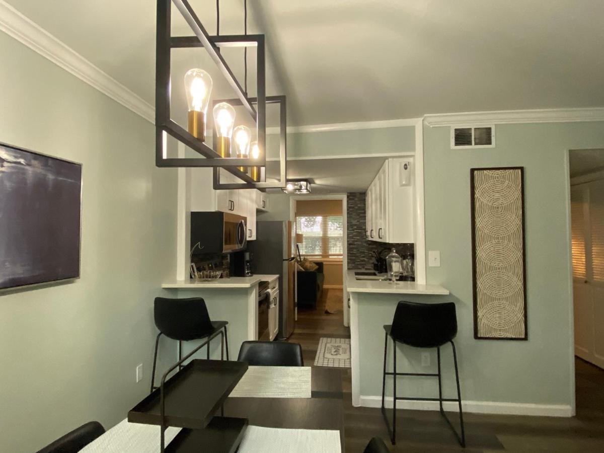 Hhi Homes- Newly Renovated Cozy Modern Pet-Friendly Villa-Ideal Location Хилтън Хед Айлънд Екстериор снимка