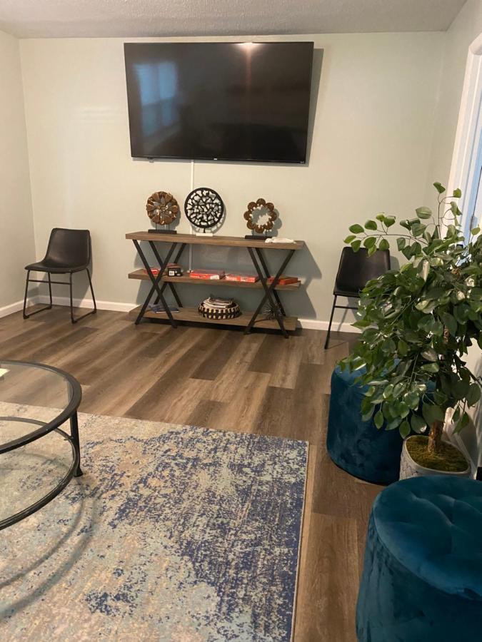Hhi Homes- Newly Renovated Cozy Modern Pet-Friendly Villa-Ideal Location Хилтън Хед Айлънд Екстериор снимка