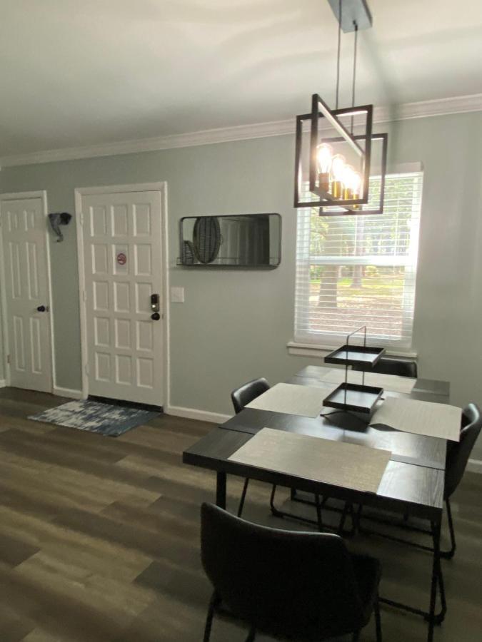 Hhi Homes- Newly Renovated Cozy Modern Pet-Friendly Villa-Ideal Location Хилтън Хед Айлънд Екстериор снимка